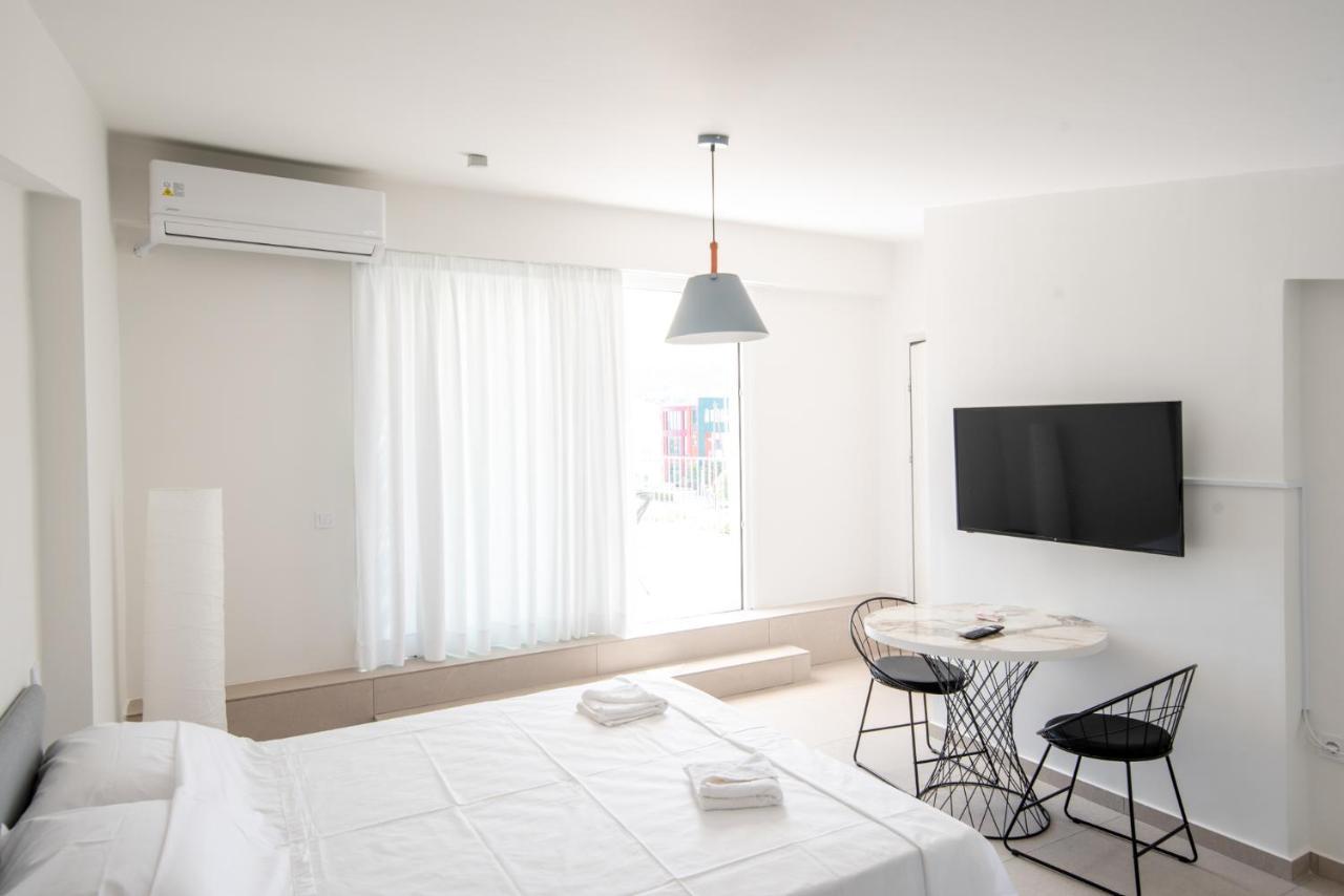 Ennea Suites-Null Suite Flámbouras Extérieur photo